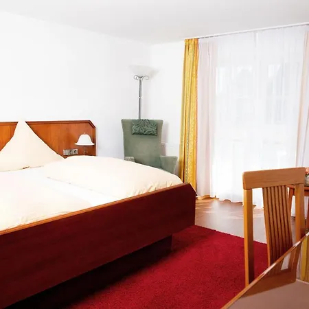 斯宜浦尔勒酒店